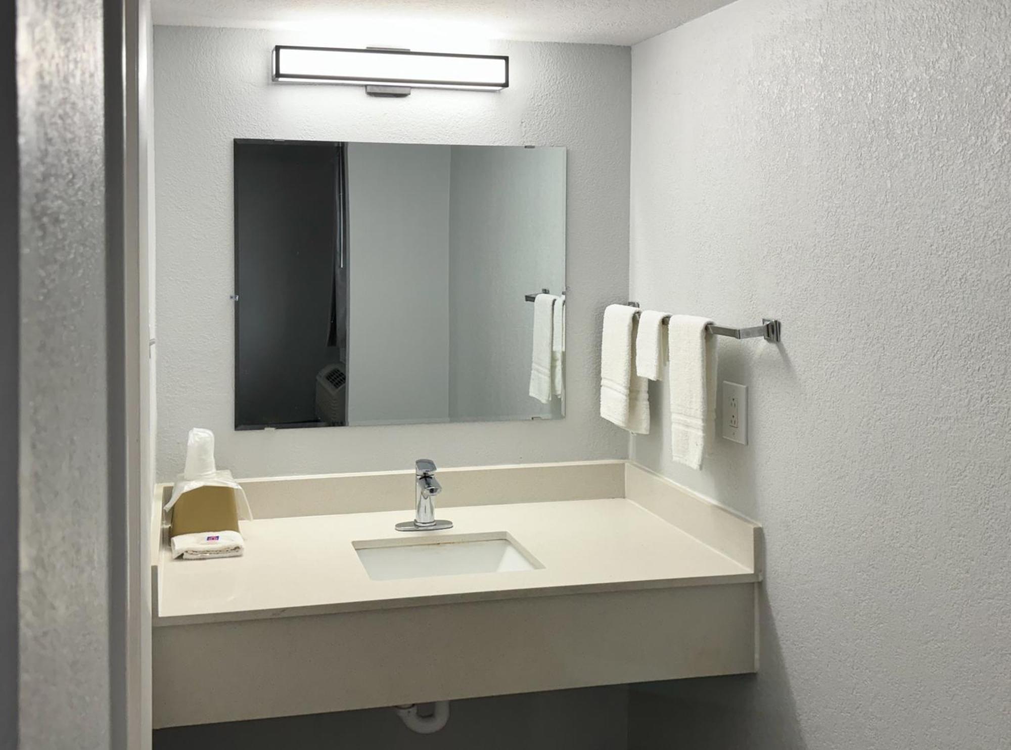 Motel 6 Huntsville Al University Dr. 외부 사진