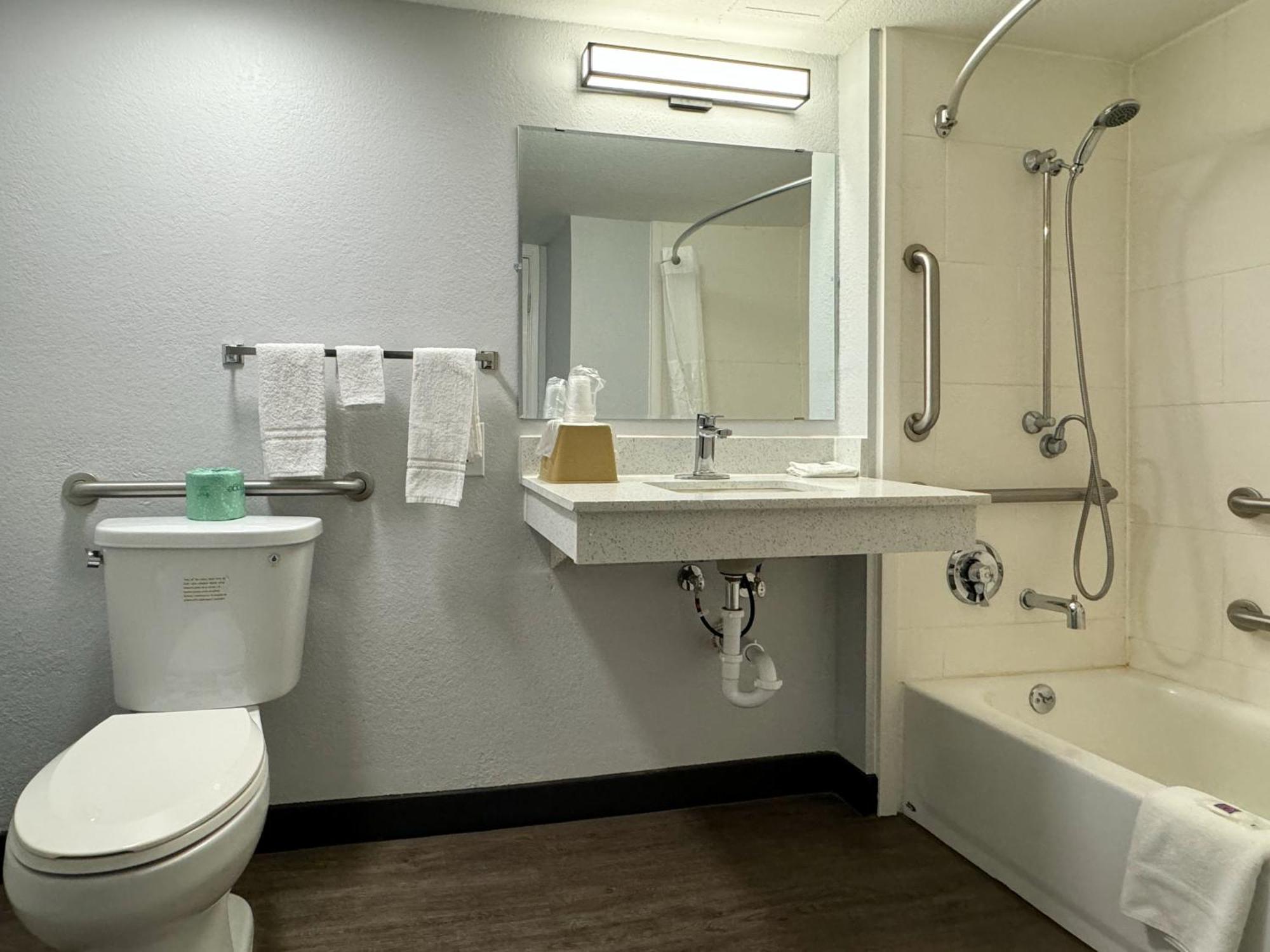 Motel 6 Huntsville Al University Dr. 외부 사진