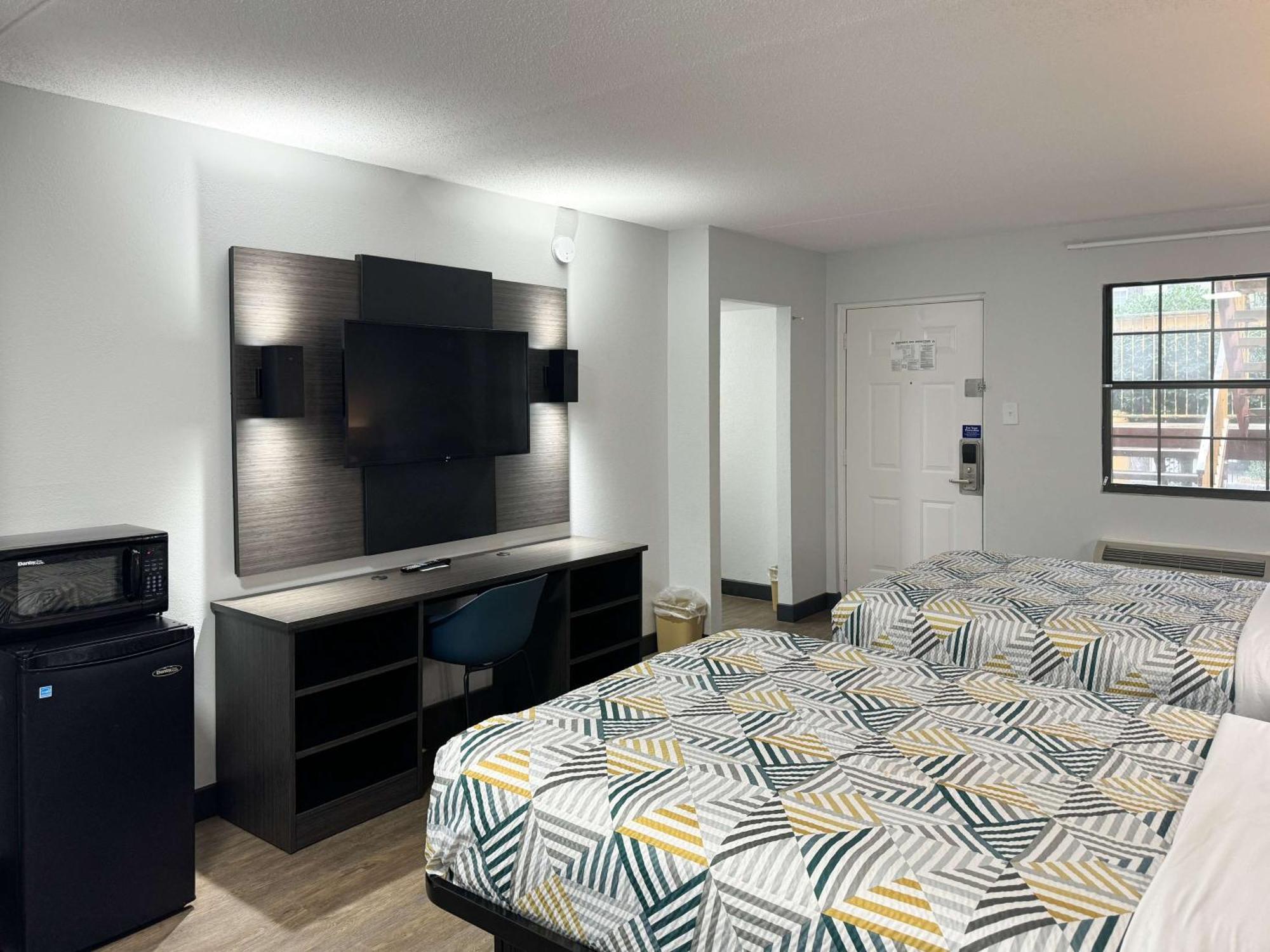 Motel 6 Huntsville Al University Dr. 외부 사진