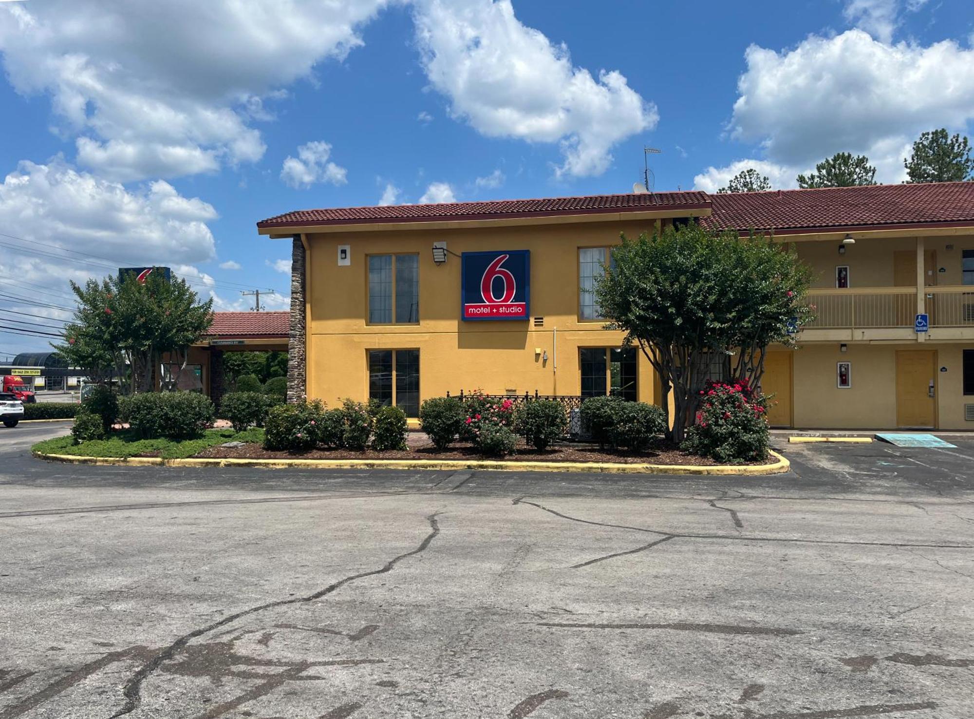 Motel 6 Huntsville Al University Dr. 외부 사진