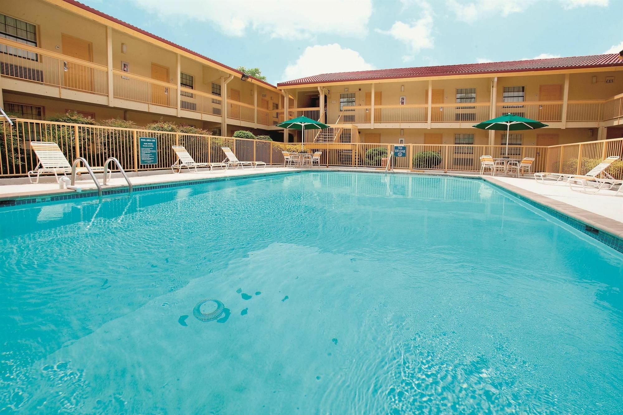 Motel 6 Huntsville Al University Dr. 외부 사진